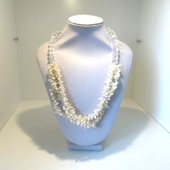 South Sun Crystal and White Beaded Necklace - Picture 2 of 3